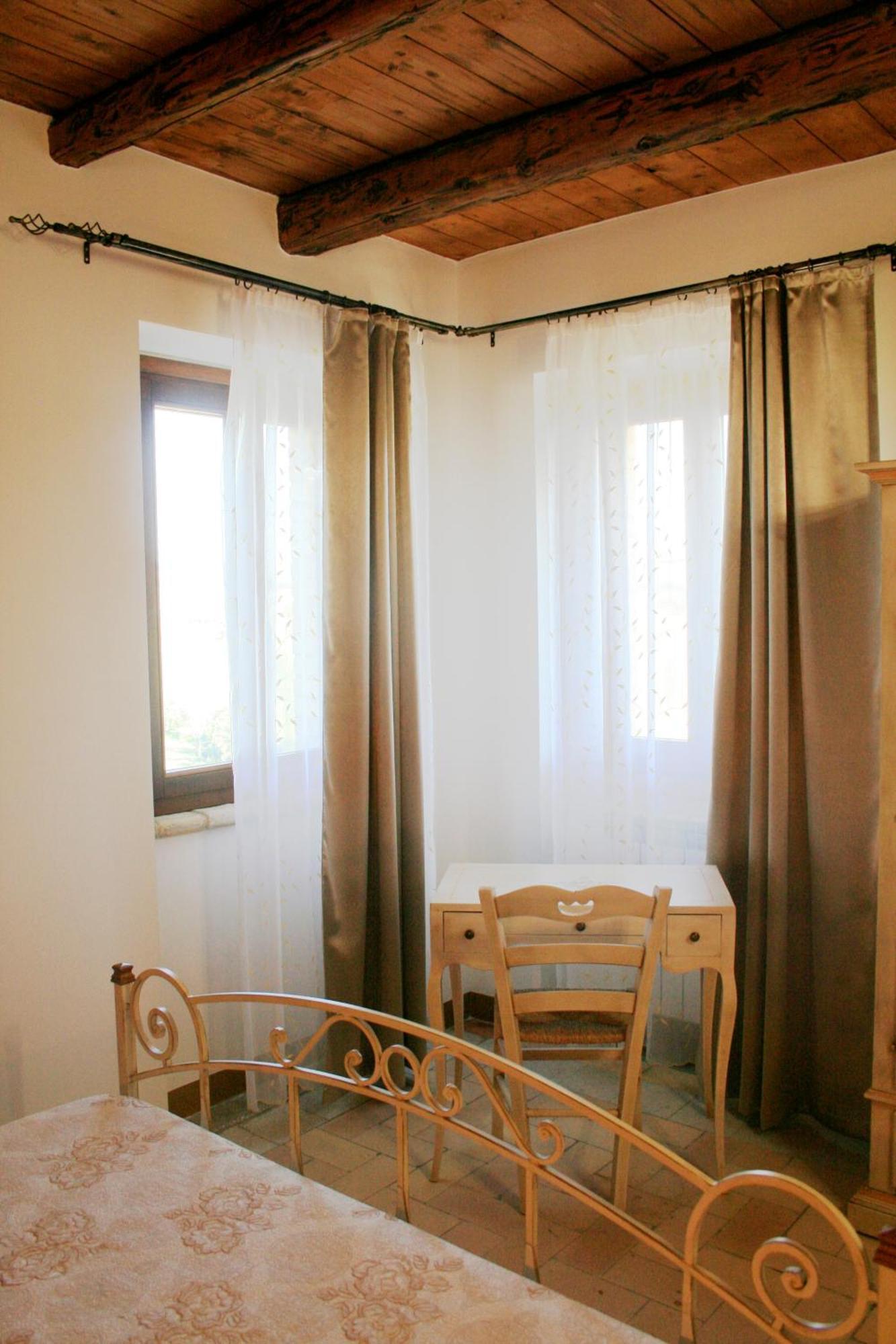 Hotel Agriturismo Fara Montegiorgio Zimmer foto